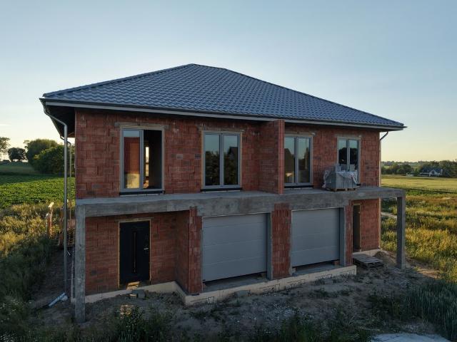 Polecam przestronny dom bliźniaczy 137,5 m² z możliwością aranżacji