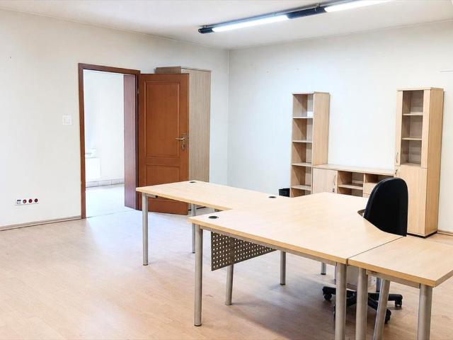 Przestronny lokal 319 m² na Pocztowej w Chorzowie