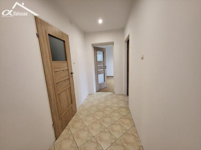 Polecam przestronną kawalerkę 42 m² z balkonem w centrum Chełma