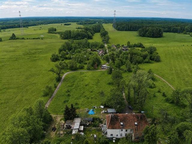 Polecam przestronne 100 m² mieszkanie w Buczkach z ogrodem i bliskością morza