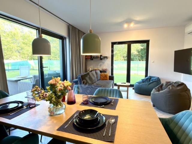 Polecam przestronne 104 m² mieszkanie z ogrodem w Sosnówce
