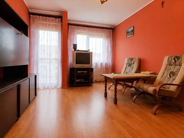 Polecam przestronne 3 pokojowe mieszkanie 51 m² w Bielawie