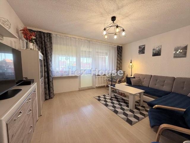 Polecam przestronne 3 pokojowe mieszkanie 62,6 m² z dużym balkonem