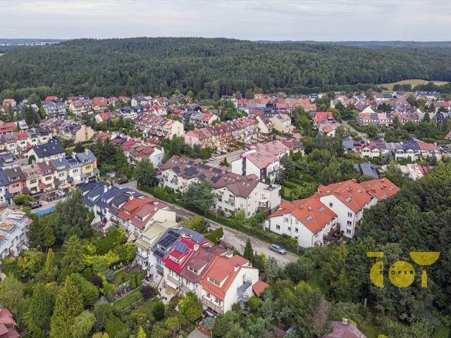 Zapraszam do obejrzenia przestronnego 4 pokojowego mieszkania 96,2 m² z antresolą i balkonem