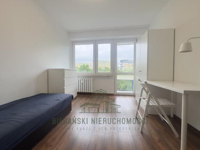 Polecam przestronne 5 pokojowe mieszkanie 72,7 m² z balkonem