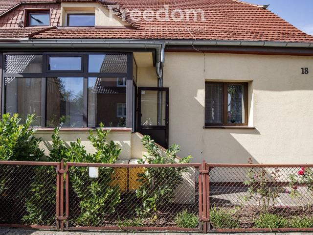 Polecam przestronne 78 m² na parterze z ogrodem i garażem