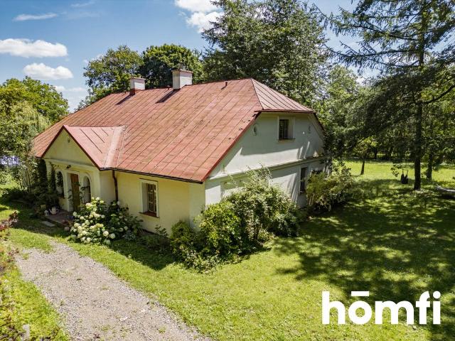 Polecam urokliwy dworek 260 m² w Choinach