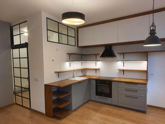 Przytulne 2 pokojowe mieszkanie 37,7 m² w Pradze Południe polecam!