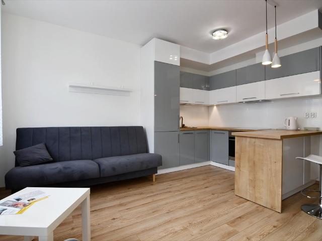 Polecam 2 pokojowe mieszkanie 37 m² z balkonem i garażem