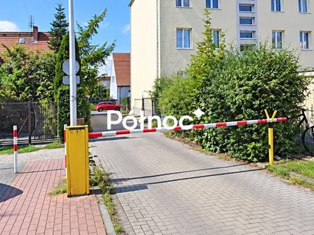 Polecam 2 pokojowe mieszkanie 38 m² na parterze w spokojnej okolicy