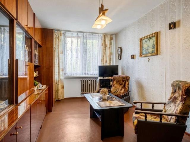Polecam 2 pokojowe mieszkanie do remontu w centrum Zabrza