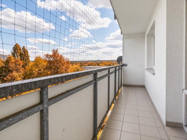 Polecam! 33,7 m² do własnej aranżacji z dużym balkonem w Rudzie Śląskiej
