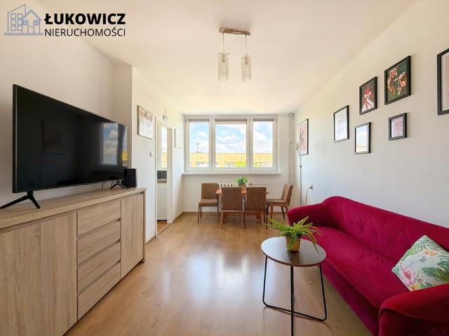 Polecam 3 pokojowe mieszkanie 47,7 m² z balkonem w Bielsku Bałej