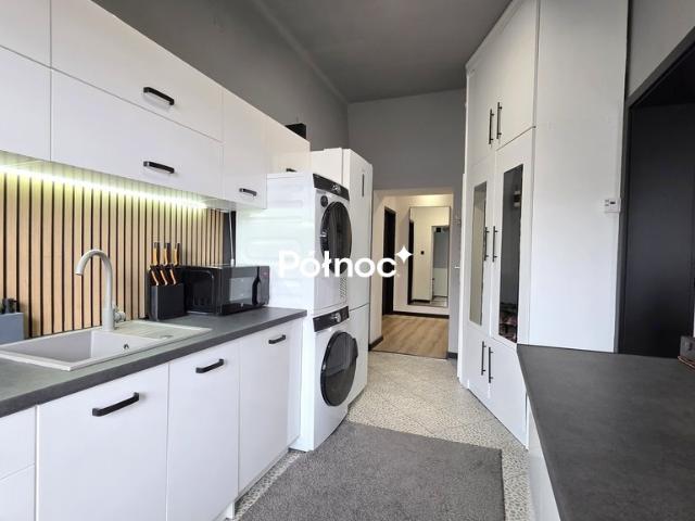 Polecam 3 pokojowe mieszkanie 57,16 m² po remoncie w centrum Tomaszowa