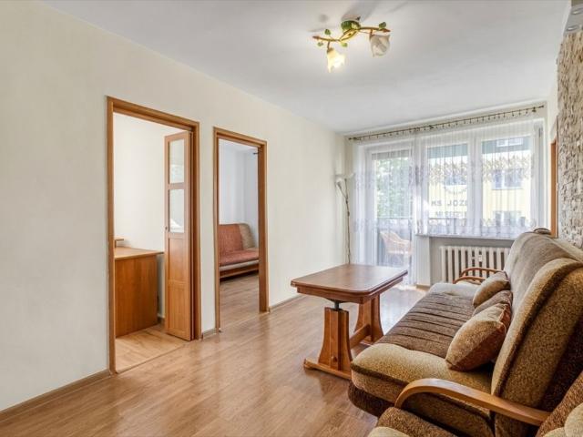 Polecam 3 pokojowe mieszkanie 37,85 m² w Rudzie Śląskiej