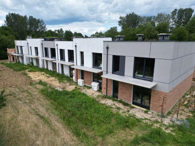 Polecam 4 pokojowe mieszkanie 66,71 m² z balkonem w Boguchwale