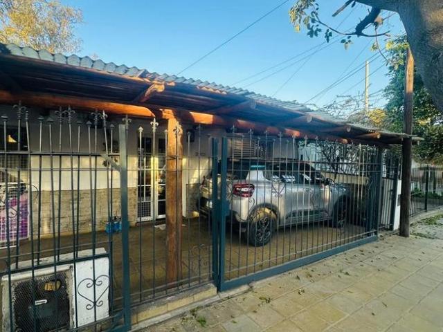 ALQUILER CASA 2 DORMITORIOS B° TALLERES SUD