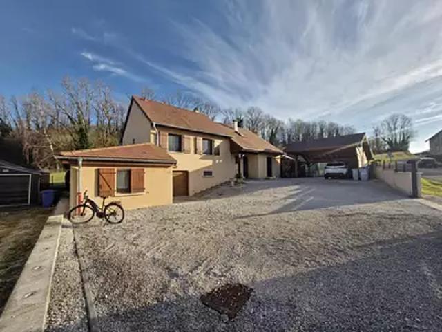 Poligny 39800 Achat / Vente maison 6 pièces t6