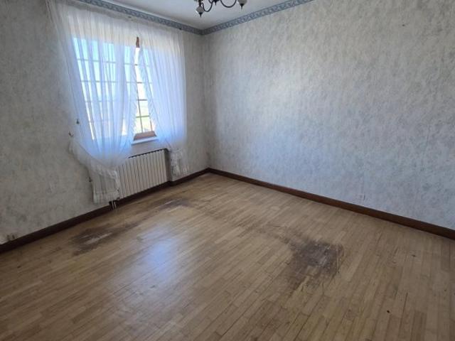 Polignac, ensemble immobilier de 2 maisons