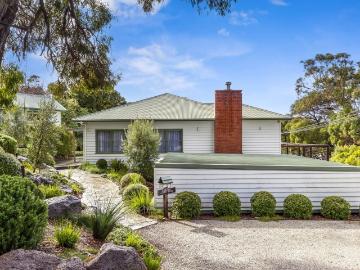 POLISHED ON NEADE 2 Neade Street Lorne VIC