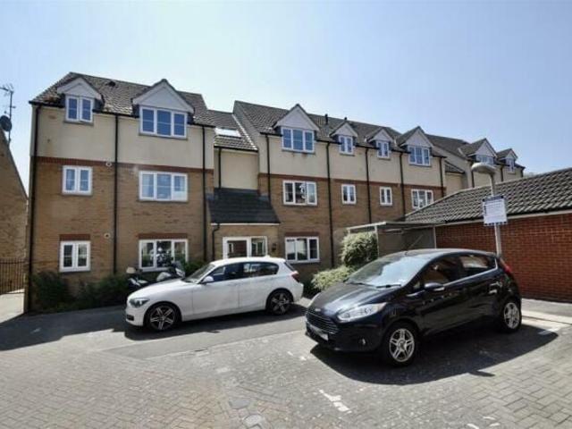 Pollards Way, Taunton TA1, 2 bed flat to rent, £1,100 pcm | PrimeLocation