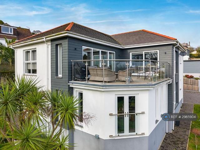 Polsethow, Penryn, TR10 5 bed detached house to rent £2,999 pcm £692 pw