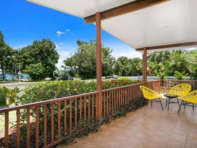 Reid Road Beachfront Across from the Splash Pad !