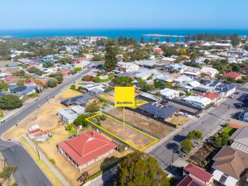 Secure your Future in Port Elliot