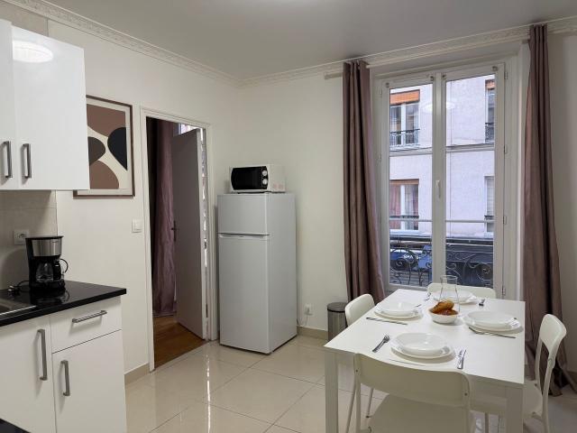 Popincourt Suite: Splendid Parisian apartment, Paris Amsterdam Apartments for Rent