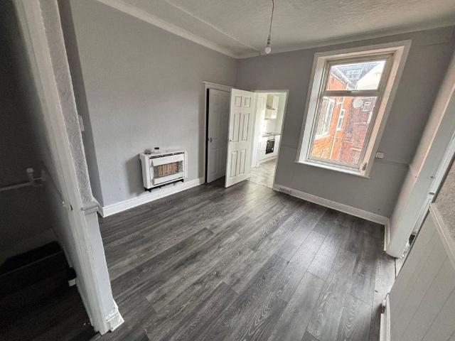 Poplar Crescent, Bensham, Gateshead, Tyne and Wear, NE8 1QD