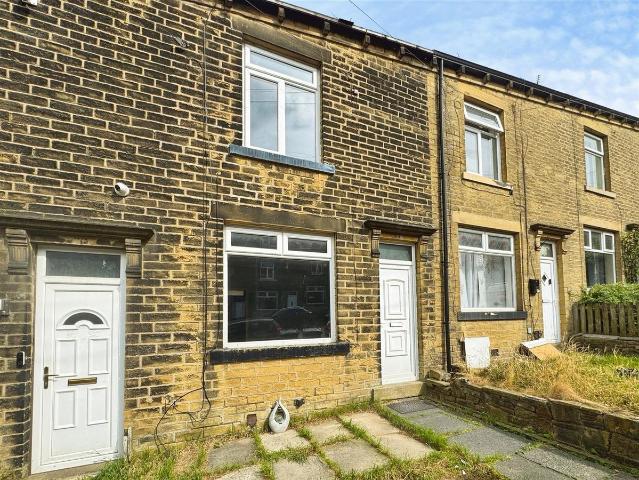 Poplar Avenue, Bradford BD7, 3 bed terraced house to rent, £750 pcm | PrimeLocation
