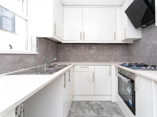 Poplar Avenue, Hove, East Sussex BN3, 4 bed semi detached house to rent, £2,167 pcm | PrimeLocation