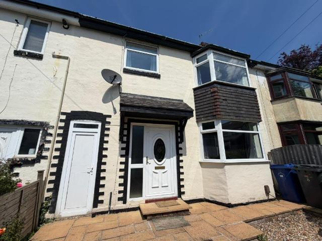 Poplar Grove, Newcastle Under Lyme ST5 4 bed terraced house to rent £1,906 pcm £440 pw