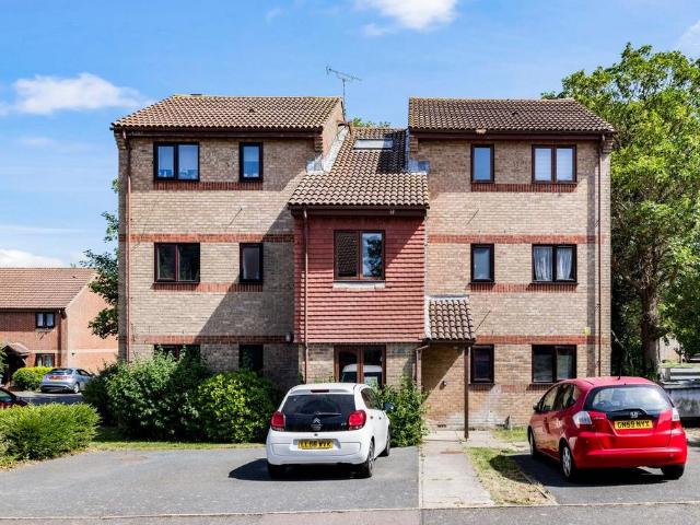 Poplar Drive, Elvington, Dover, CT15 1 bed flat to rent £750 pcm £173 pw