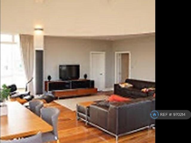 Poplar House, London, SE16 3 bed penthouse to rent £6,050 pcm £1,396 pw