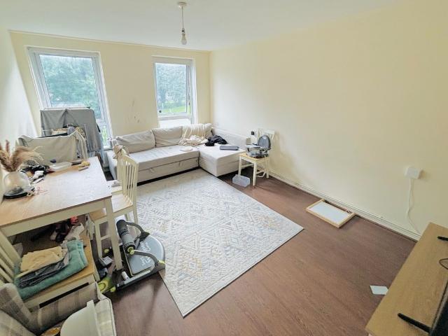 Poplar, London E14, 1 bed terraced house to rent, £1,900 pcm | PrimeLocation