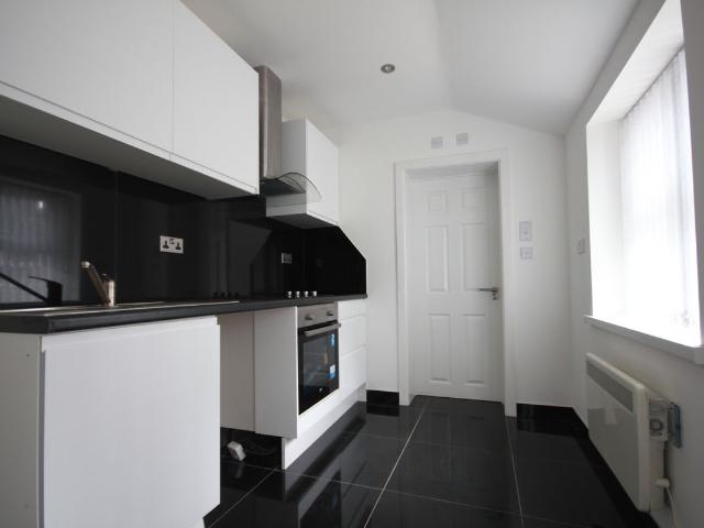 Poplar Road, Bearwood B66, 1 bed flat to rent, £850 pcm | PrimeLocation