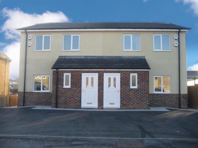 Poplar Road, Dunscroft DN7, 2 bed flat to rent, £650 pcm | PrimeLocation