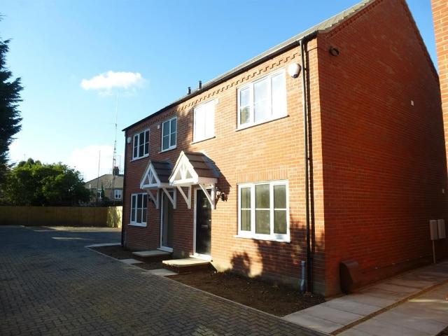 Poppy Mews, Wisbech PE13, 3 bed property to rent, £950 pcm | PrimeLocation