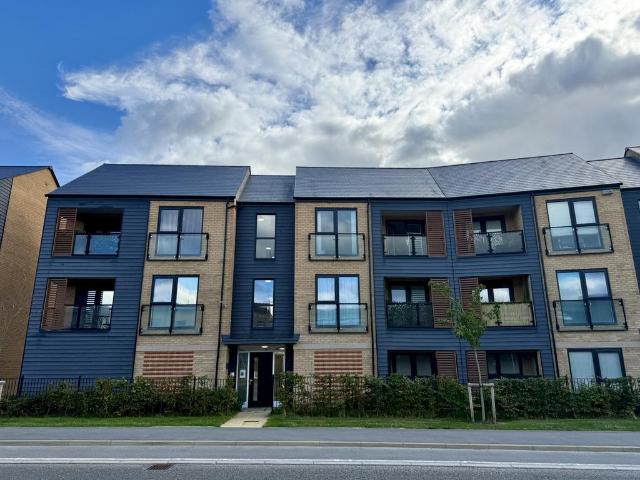 Poppy Road, Wantage 1 bed flat to rent £1,200 pcm £277 pw