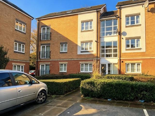 Poppyfields, Kettering NN16, 2 bed flat to rent, £895 pcm | PrimeLocation