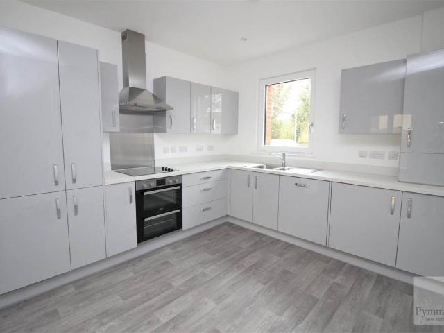 Poppyfields, Norwich NR5, 3 bed semi detached house to rent, £1,300 pcm | PrimeLocation