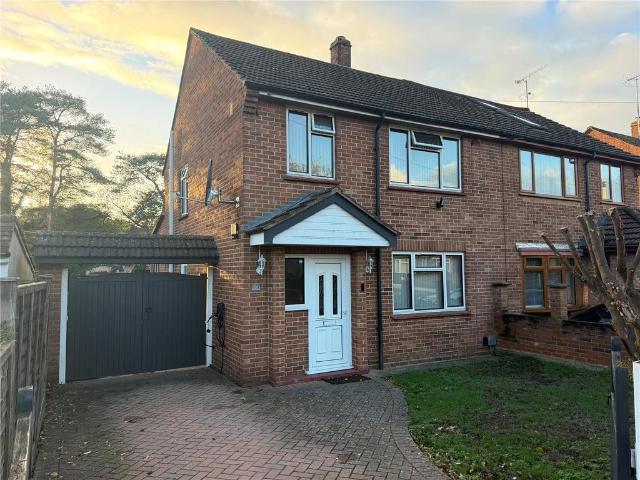 Poppyhills Road, Camberley. 3 bed semi detached house to rent £1,750 pcm £404 pw