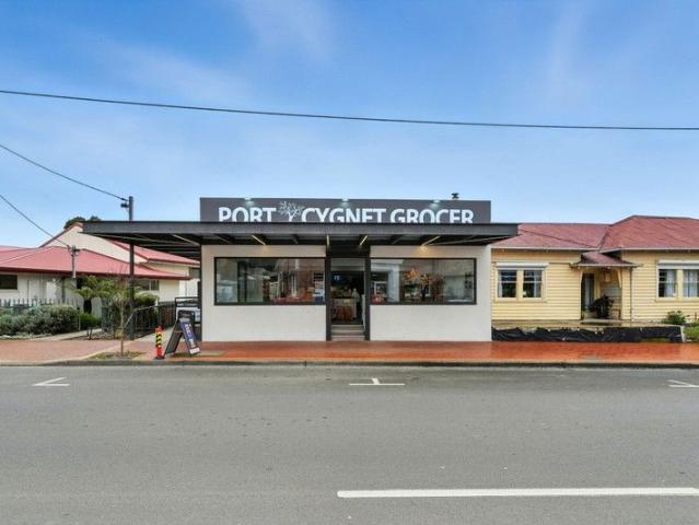 Port Cygnet Grocer Freehold Business & Residence in the Heart of Cygnet, Tasmania