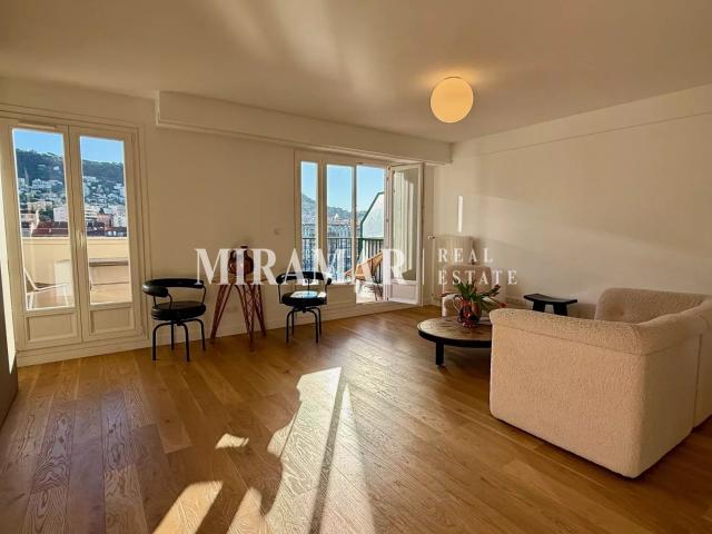 Port de Nice: Rare Dernier Etage 67m² Nice