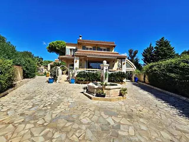 Port de Bouc 13110 Achat / Vente maison 5 pièces t5 piscine terrasse