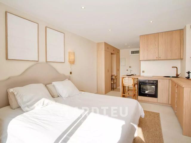 Port Grimaud: Appartement avec terrasse canal 23m² Port Grimaud