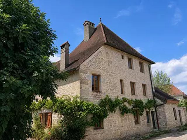 Port Lesney 39600 Achat / Vente maison 10 pièces t10 au dernier étage