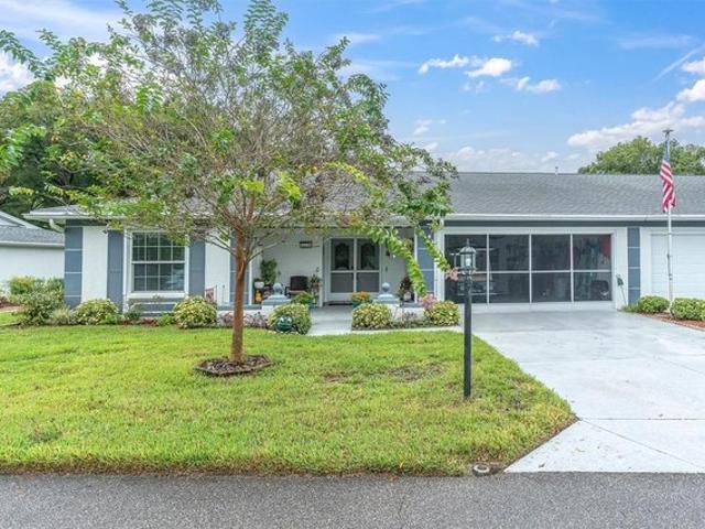 11120 Sandtrap Dr, Port Richey, FL 34668
