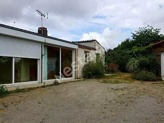Port Saint Père 44710 Location appartement 2 pièces t2 au dernier étage